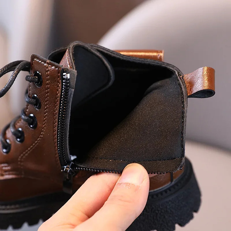 Brown Kids Shoes Retro Classic Punk Style Side Pocket Girls Booties Solid Color Spring Boys Kids Fashion Boots F11013 240710