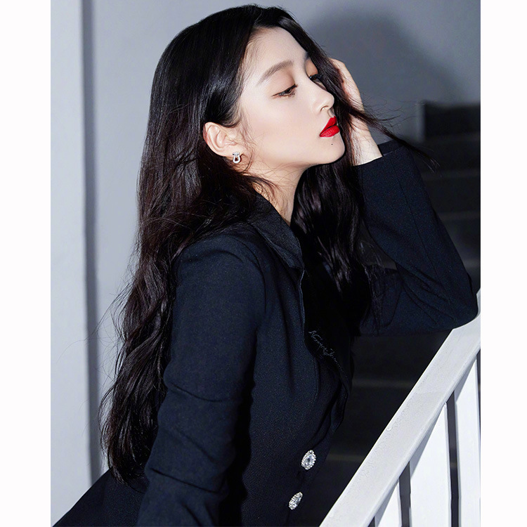338 # Guan Xiaotong's Same Style Suit Skirt Top with Two Buttons, 2021 Autumn and Winter New French Women's Clothing Waist Sexy Oversize Dre
