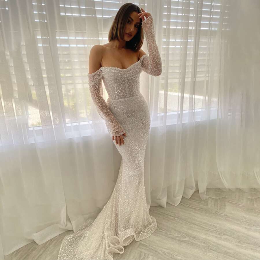 Fashion Off-Shoulder Corset Three Quarter Sleeve Back Zipper and Buttons Formal Dress Mermaid Wedding Dresses