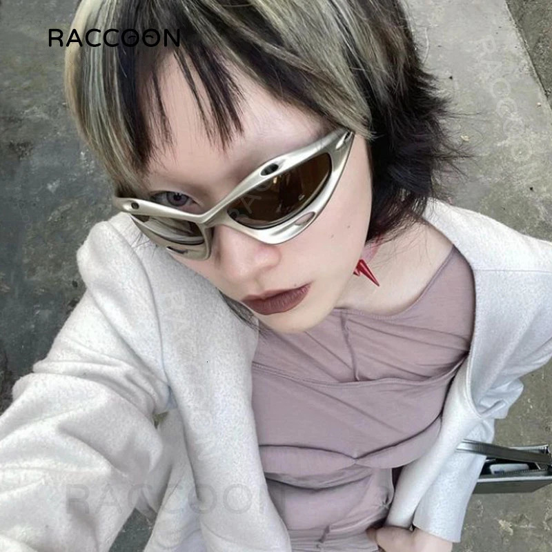 Fashion Hollow Hole Network Y2K Sunglasses for Women Retro Cat Eyes Sunglasses for Men Racing Sports Candy Color Hip Hop Punk Shadow 240710