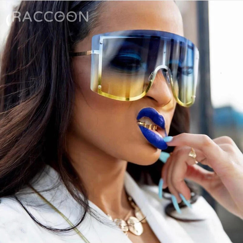 Oversized Women Blue Yellow Gradient Huge Sunglasses Curved Fashion Rimless Metal Shades Personality Massive Female Eyewear Prop 240711