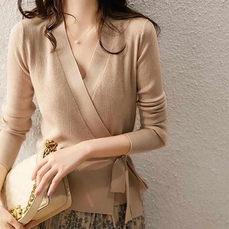 Spring Autumn Longsleeved Knitted Cardigan Fashion Vneck Wrap Top Temperament Laceup Sweater Women Elegant Bottoming Shirt 240712