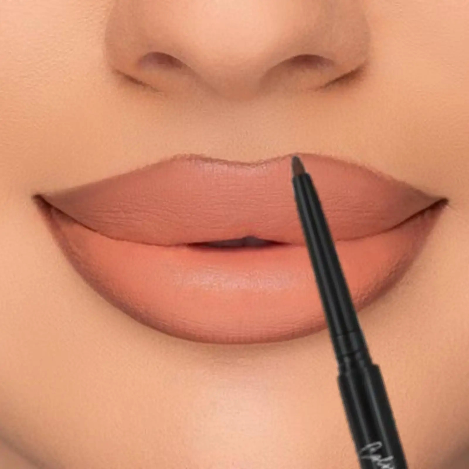 Waterproof Sweat-Proof Lipliner Crayon in Matte Chestnut Brown Versatile Lip Color Rendering for Enhanced Durability 240713