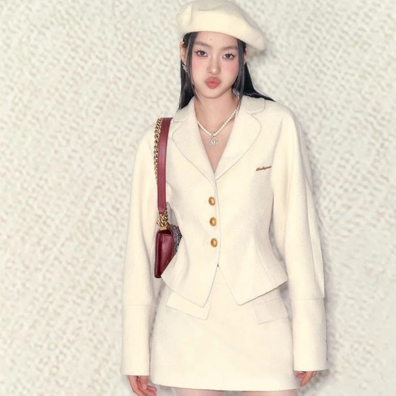 Womens French Style Cotton Clip Short Blazer Half Skirt Set Retro Solid Waist Tied Bat Sleeve Suit Twopiece Sets 240704