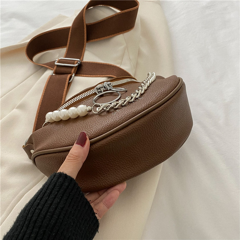 2025 Designer Trendy women's 3 new single shoulder small fashionable crossbody phone bag, stylish and simple hand-held chain bag ,