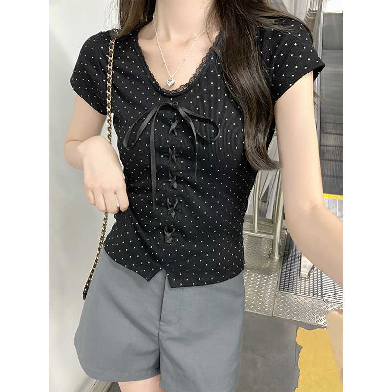 Heavy industry hot stamping diamond V-neck short sleeved T-shirt for women with summer design sense, bow tie pleated lace top
