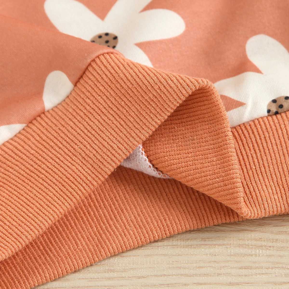 Clothing Sets Lioraitiin 0-18M Baby Girls Sweatshirt and Trousers Suit Fashion Flower Long Sleeve Tops Long Pants 2Pcs Fashion Clothing