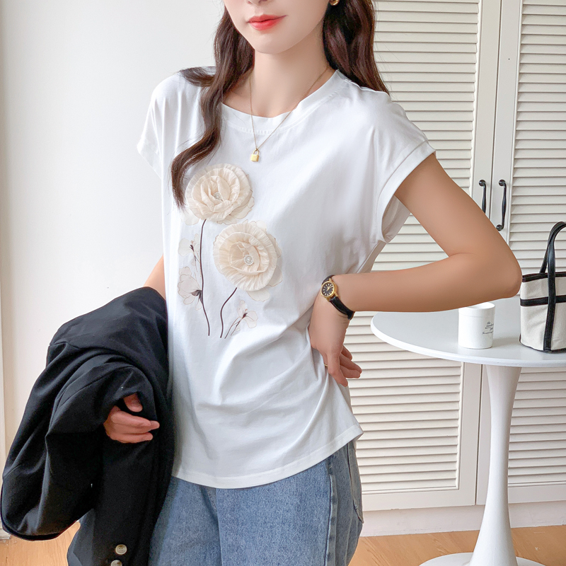 2024 summer new round neck pure cotton pullover T-shirt with loose flowers and short sleeves, stylish anti-aging top for women