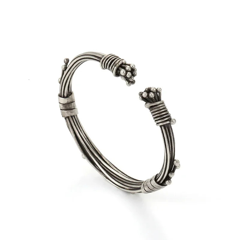 Color Handmade Woven Bracelet for Mens Retro Personalized Silk Opening Bracelet for Mens Bangles Fashion Jewelry 240710