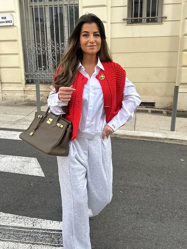 Red Knit Cardigan For Women Spring Sleeveless Oneck Casual Female Sweater Fashion Loose Pocket Single Breasted Lady Top 240712