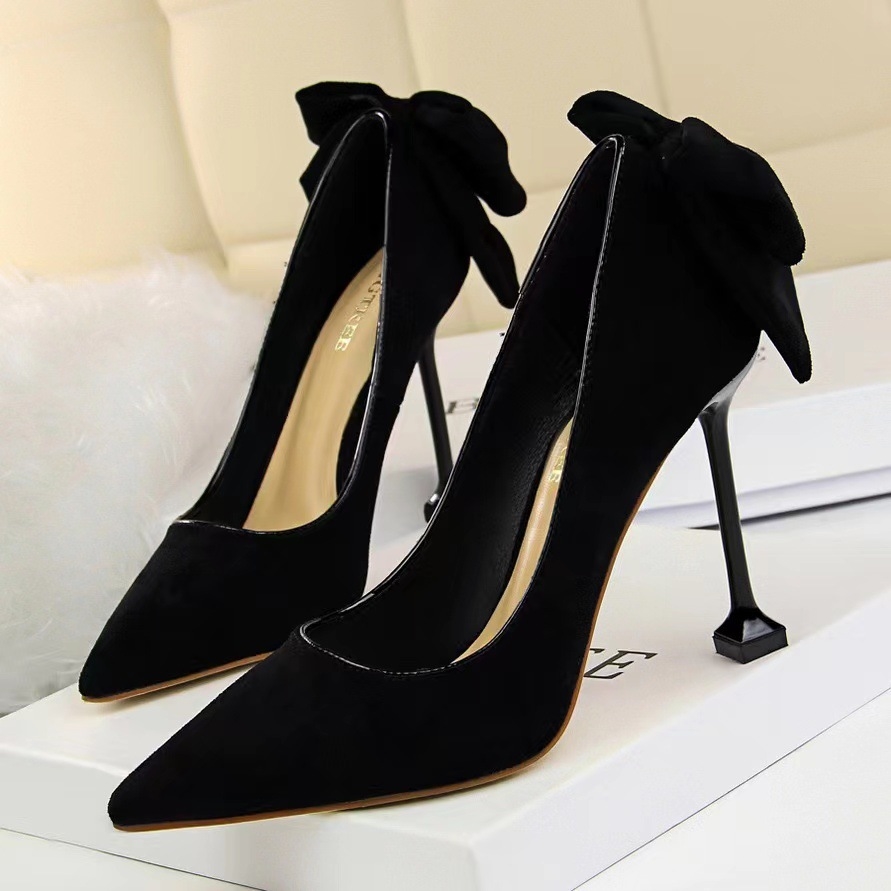 French single shoes female 7cm small heel temperament bridesmaid 9cm fine heel bow suede medium heel pointed black high heels