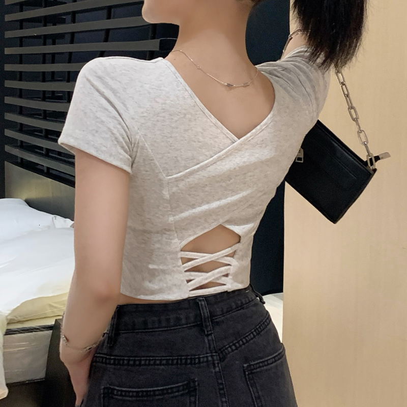 Hot girl sleeved t-shirt for women, slim fit and slimming, leak back short style, exposed navel, no need to wear underwear with chest cushion, pure de
