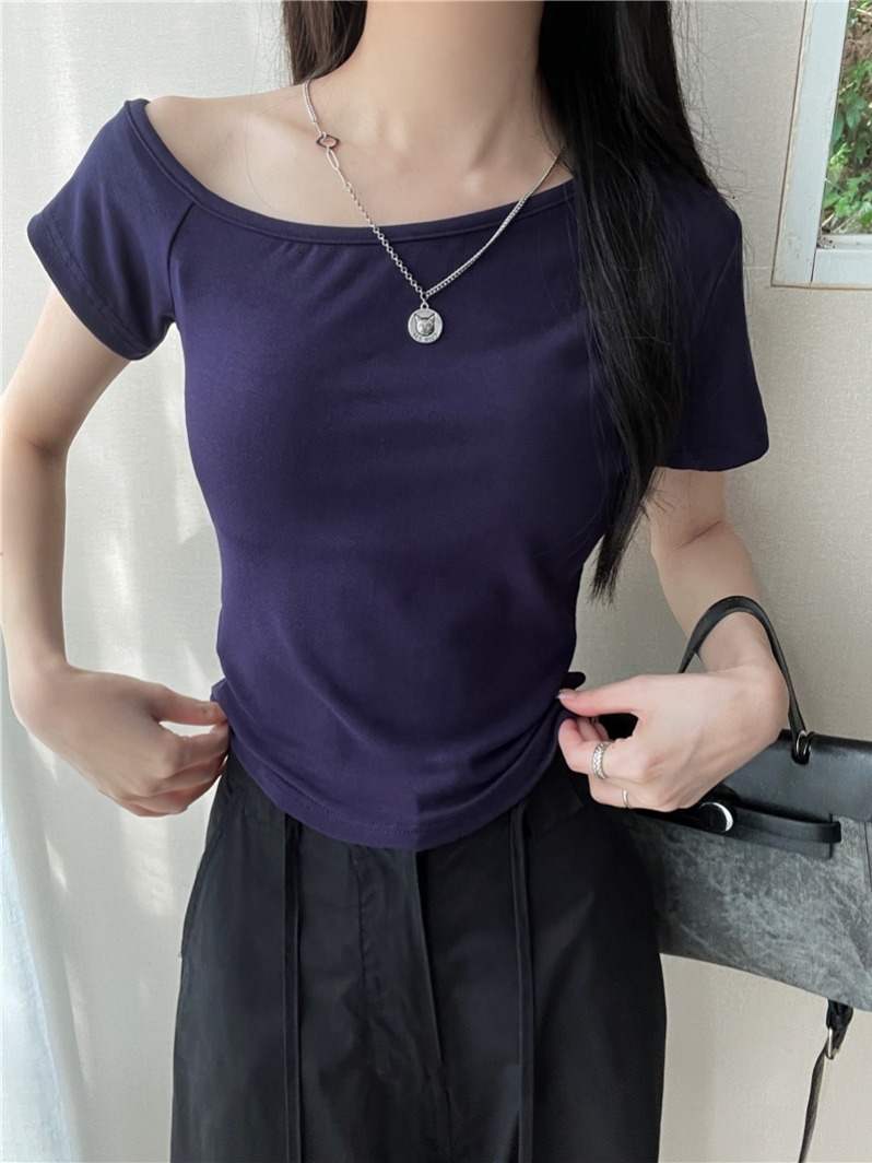 New summer style slanted shoulder sleeved slim fit T-shirt short top for women