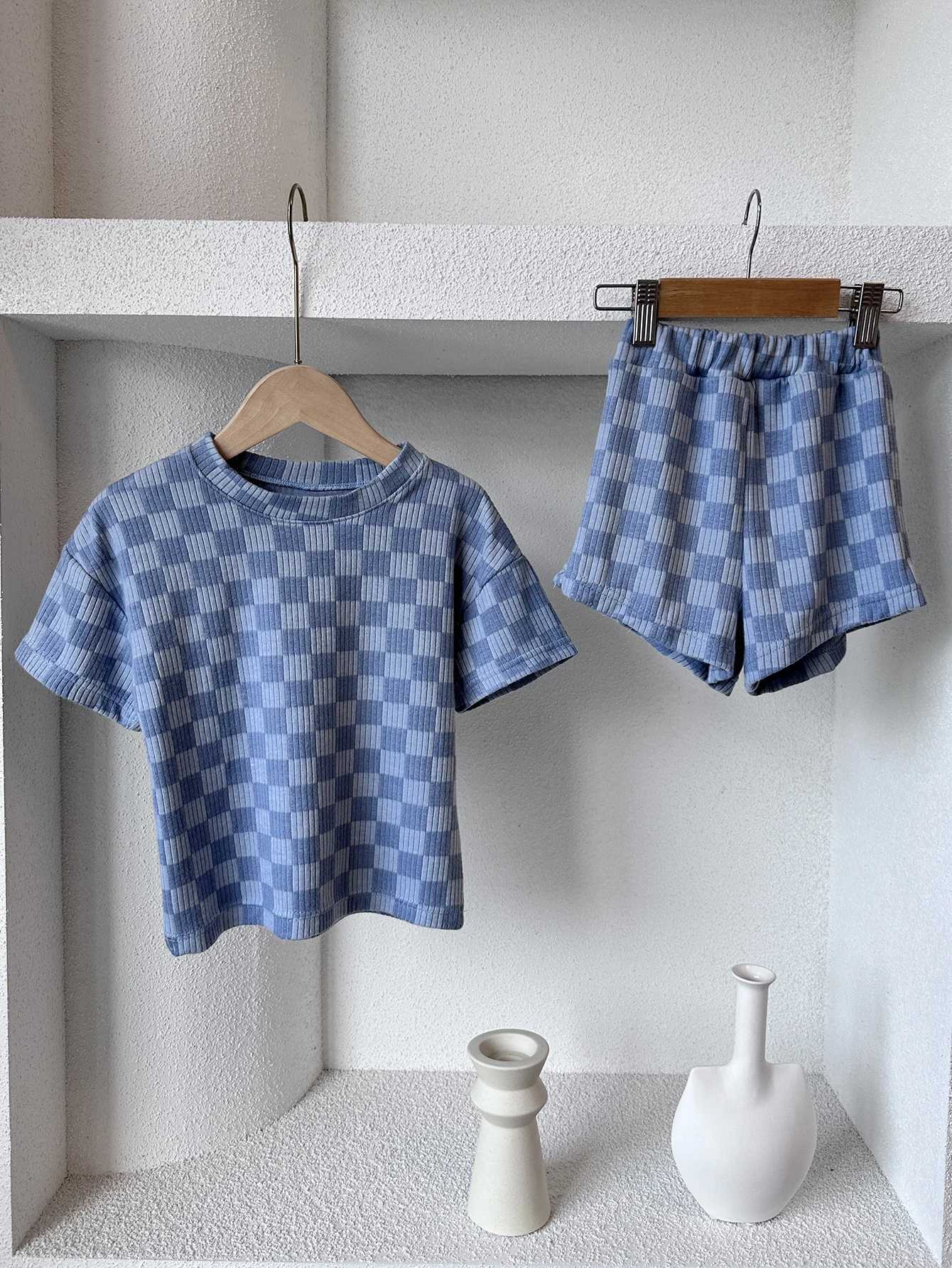 Clothing Sets 2 pcs Summer baby retro outfits plaid top and shorts Loose neutral short sleeved set kids neutral clothes