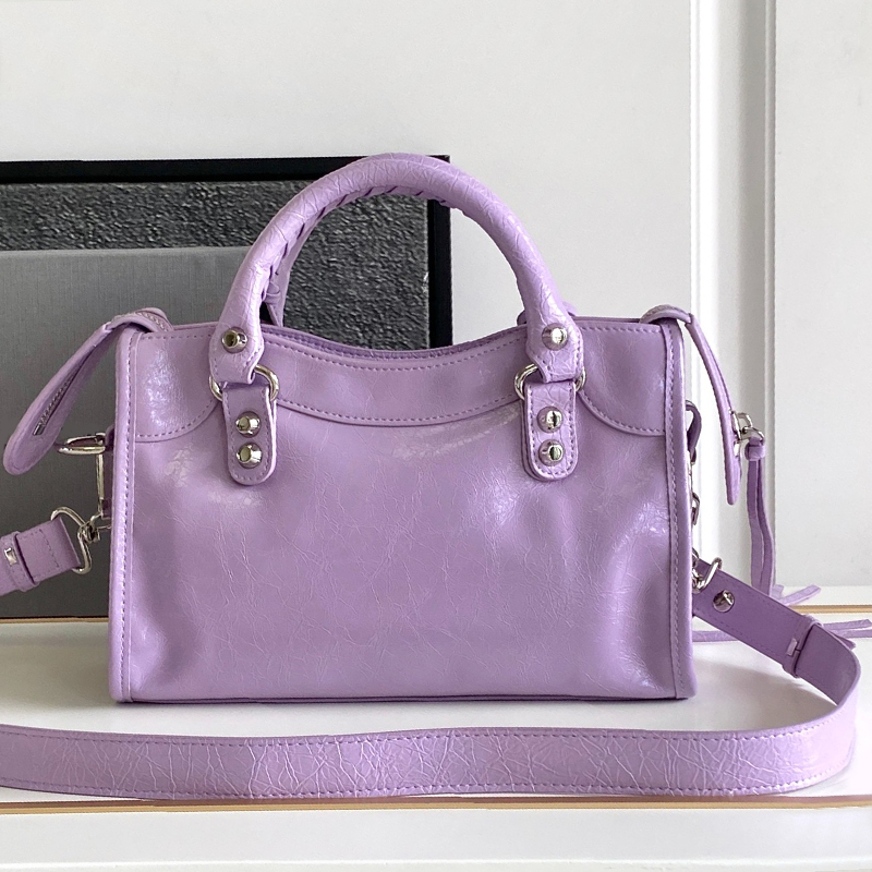 designer bag motorcycle bag large capacity tote bag designer handbag metallic texture weekend shoulder bags zipper closure genuine leather cross body designer bag