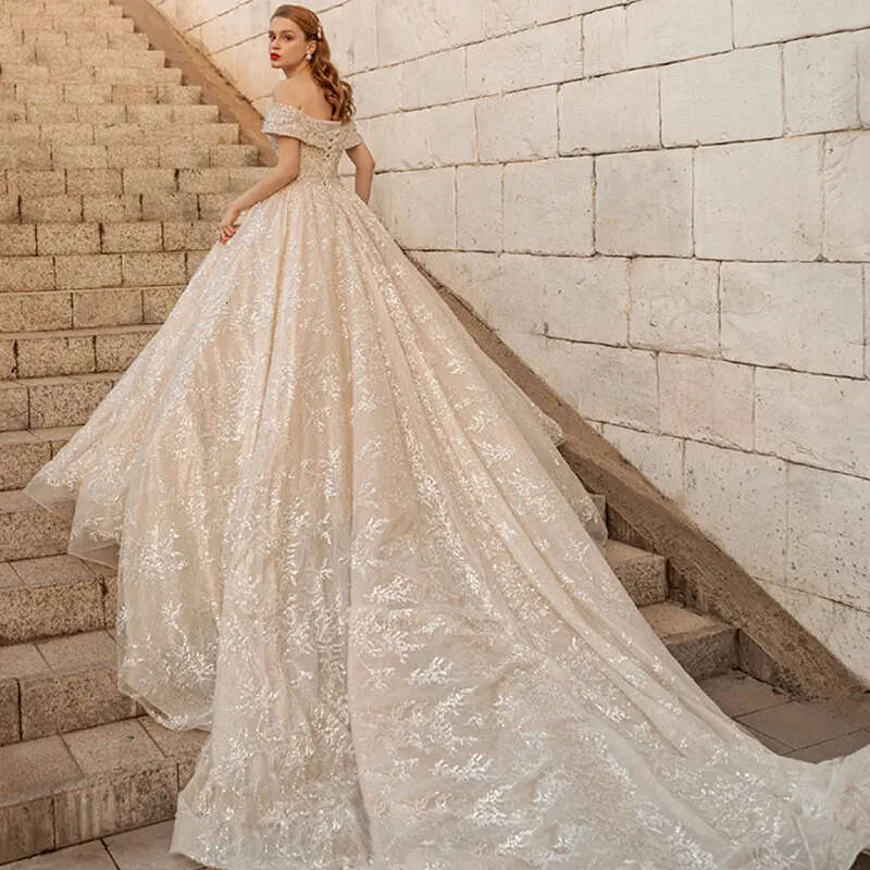 Elegant special Dresses Sexy Off Shoulder Beads Appliques Lace Bridal Gowns Custom Made Lace-Up Back Sweep Train Robe De Mariee