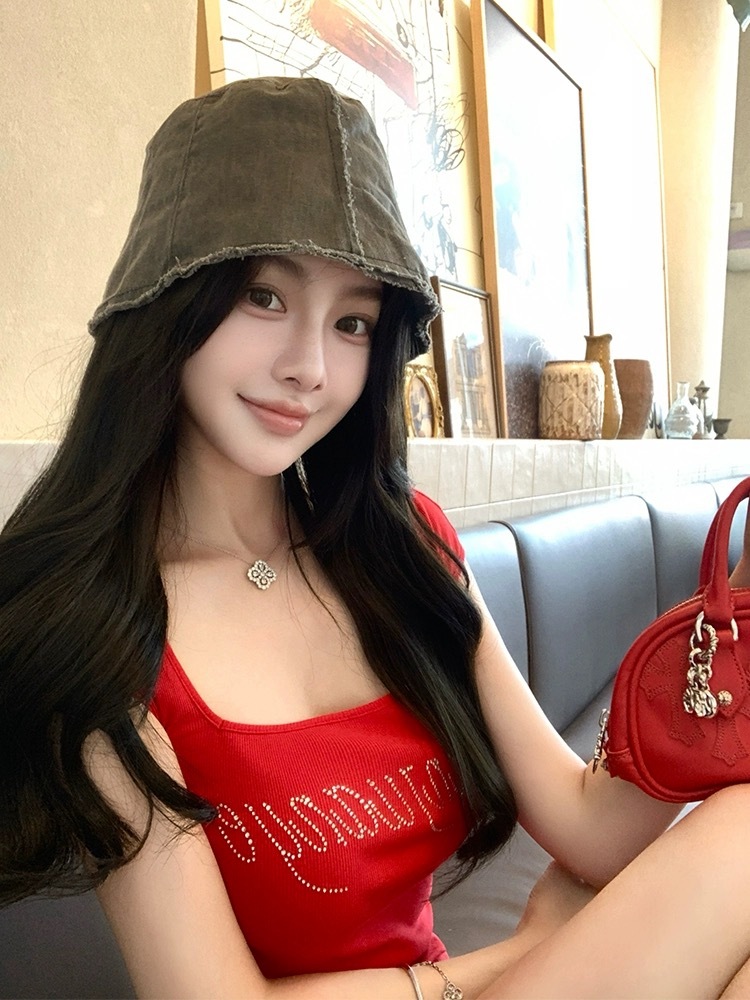 Han Yujia stamping diamond letter print square neck sleeved T-shirt for women's summer American hot girls, tight fitting and slimming short top