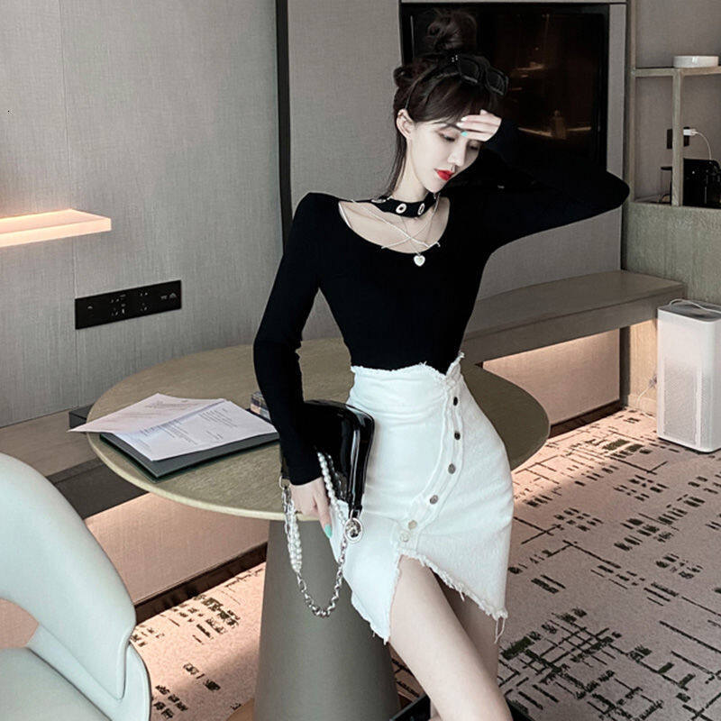2021 New Spring Internet Celebrity Light Mature Wind Queen Set Women's Careful hine Long Sleeve Top Half Skirt Two