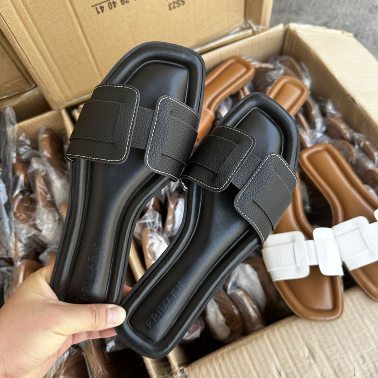 2024 New Designer Comfortable Flat Slippers 36-41 Large Women's Shoes