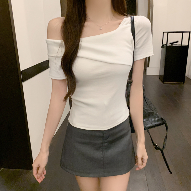 Short sleeved T-shirt for women in summer, one cut neck, beautiful back, pure cotton T-shirt, design sense, niche top, ins trend