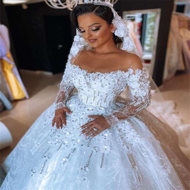Crystal Ball Gown Wedding Dress Bateau Glitter Dubai Lace Appliques Beads Bridal Gowns Princess Vestido De Novia