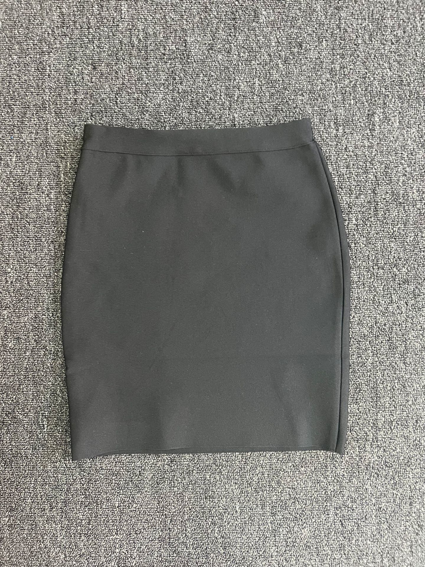 Skirts High Quality Sexy Fashion Celebrity Red Black Mini Rayon Shoulder Strap Ski Women's Office Pencil Skirt Tank Top 230403