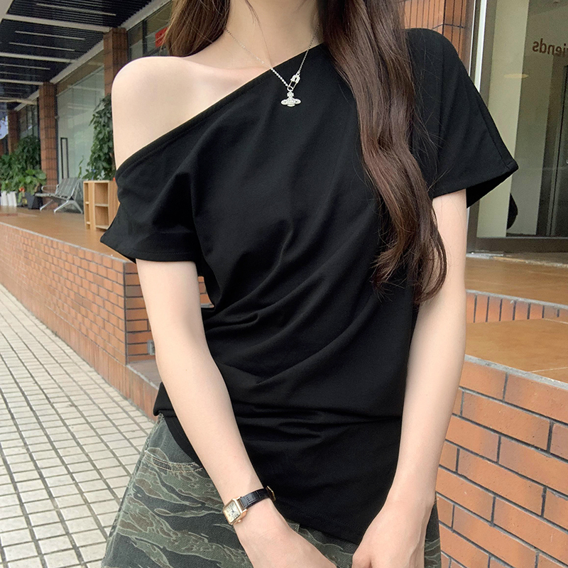 Side seam slit irregular off shoulder short sleeved T-shirt for women's summer new niche lazy style, stunning top