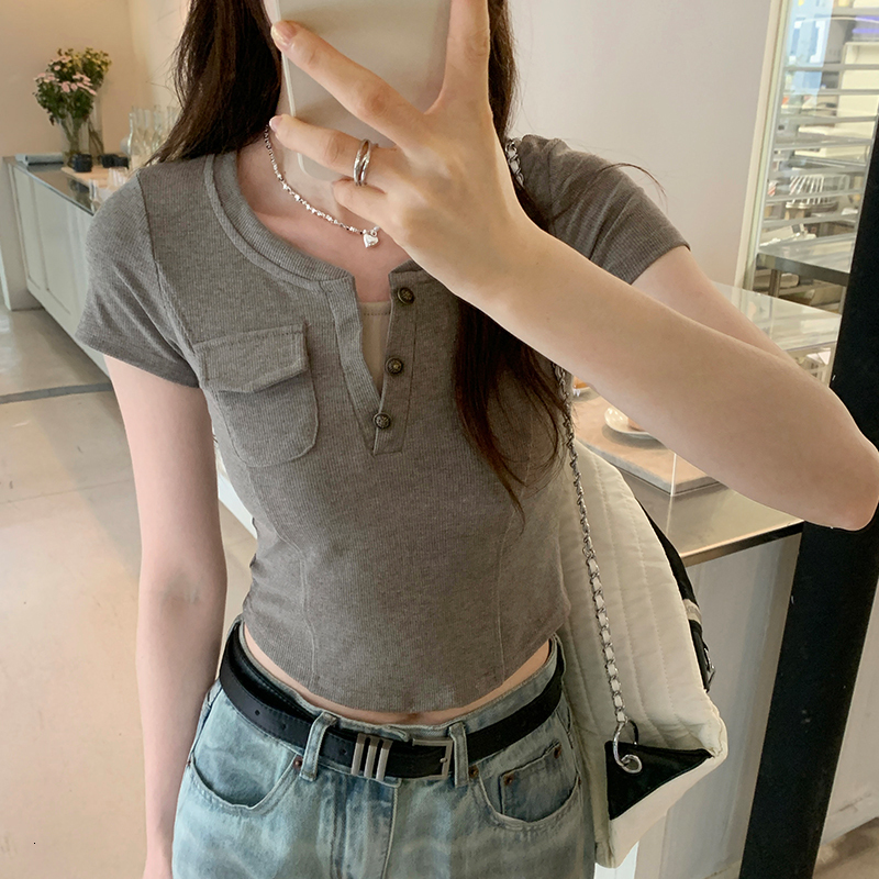 Pocket decoration temperament shoulder short sleeved T-shirt for women's summer 2024 new small top