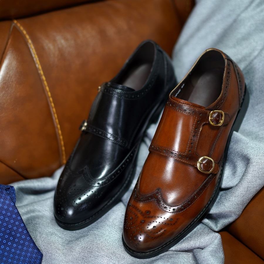 Classic Men Genuine Leather Dress Brogue Double Monk Strap Metal Buckle Business Office Wedding Formal Shoes