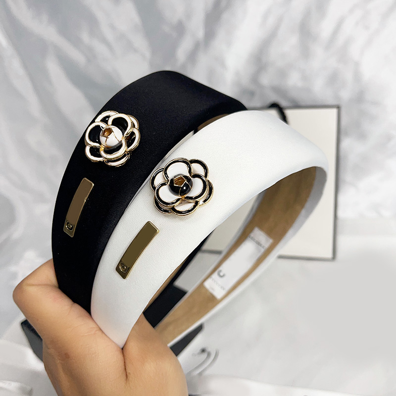 PU Leather Headbands Hairbands for Women Girl wer Elastic Alloy Letter Headband Sports Fiess Solid Color HeadWrap Hairhoop HairJewelry