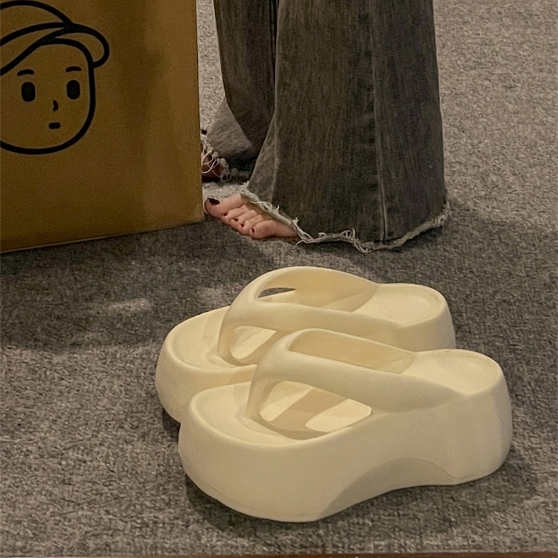 Shoe Skating Womens Summer Pantofle Sliding Rubber Flip Platform Bed Sheet Womens Beach Fashion Low 2024 Hawaii Military Knife Massage 240713