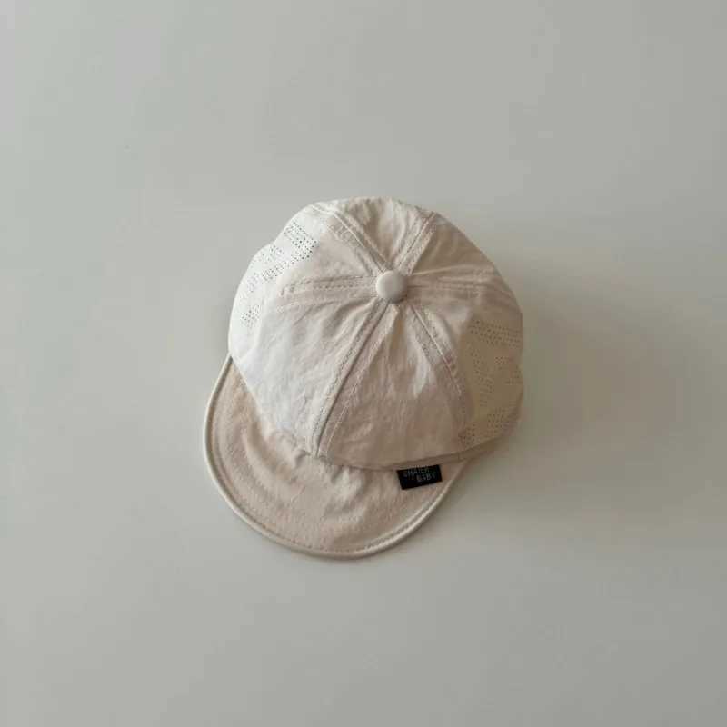 Simple childrens baseball caps for boys and girls fashionable beige coffee colored mountaintop hats childrens outdoor travel sun hatsW240715