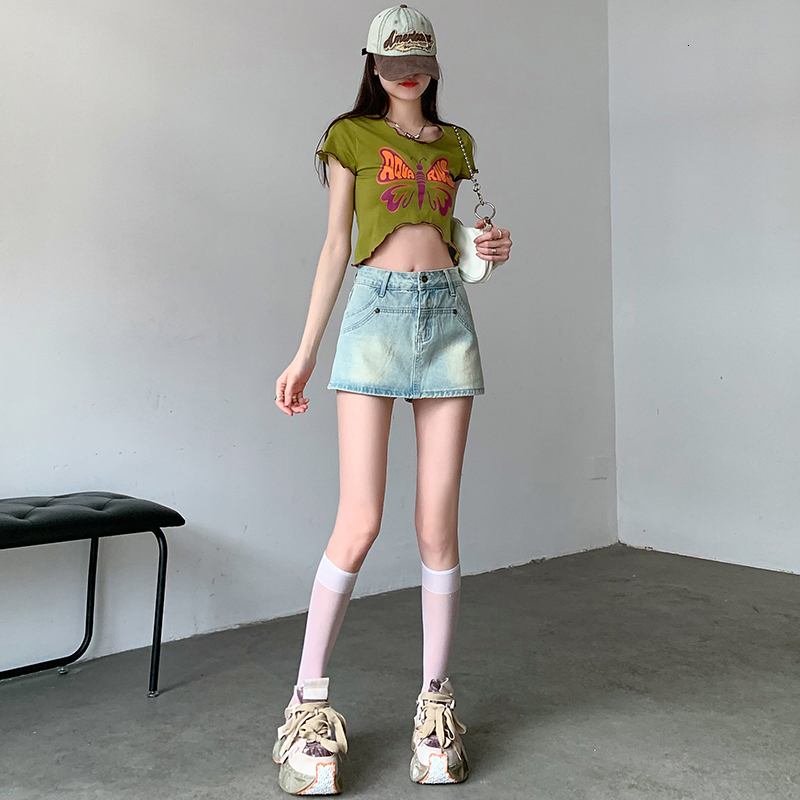 Light blue denim short for women, 2023 summer new high waist slimming American style spicy girl half skirt pants