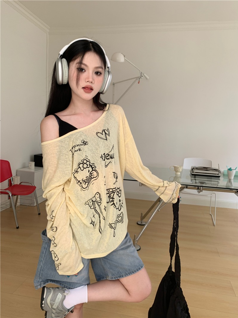 Lazy cartoon printed thin long sleeved T-shirt for women, loose sun protection cover top