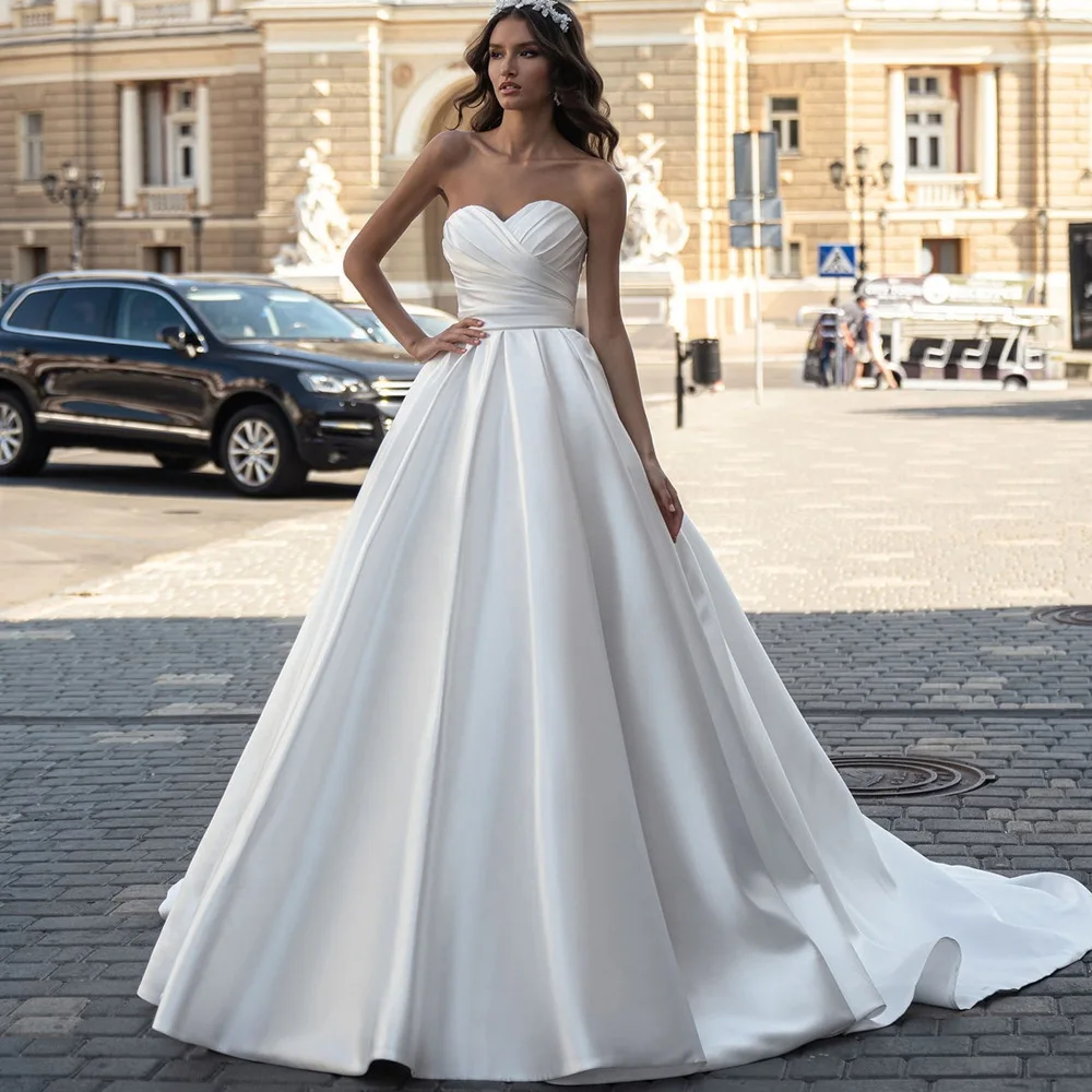 Simple A-e Women Wedding Sweetheart Neck Sleeveless Bridal Gowns Ruffles Sweep Train Dress Custom Made vestidos de novia