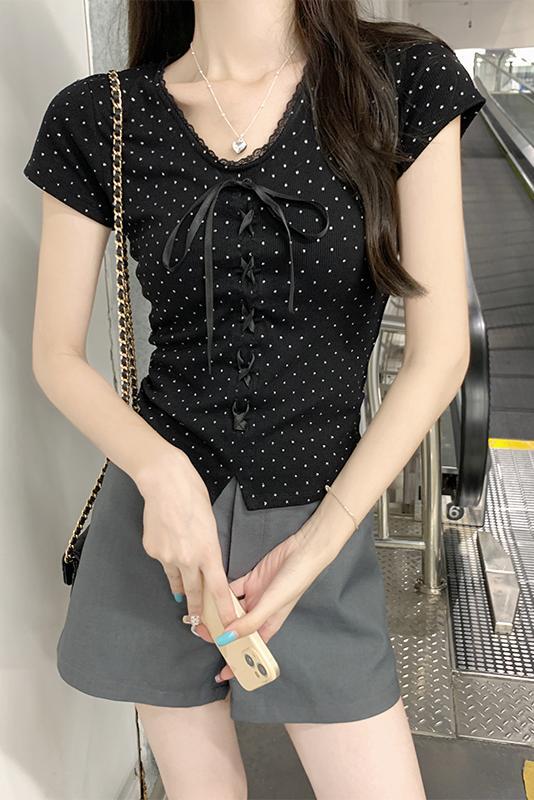 Heavy industry hot stamping diamond V-neck short sleeved T-shirt for women with summer design sense, bow tie pleated lace top