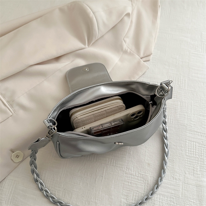 2025 Designer handbag bow 3 Niche 2024 new spring/summer fashion versatile armpit trendy sweet and cool single shoulder bag