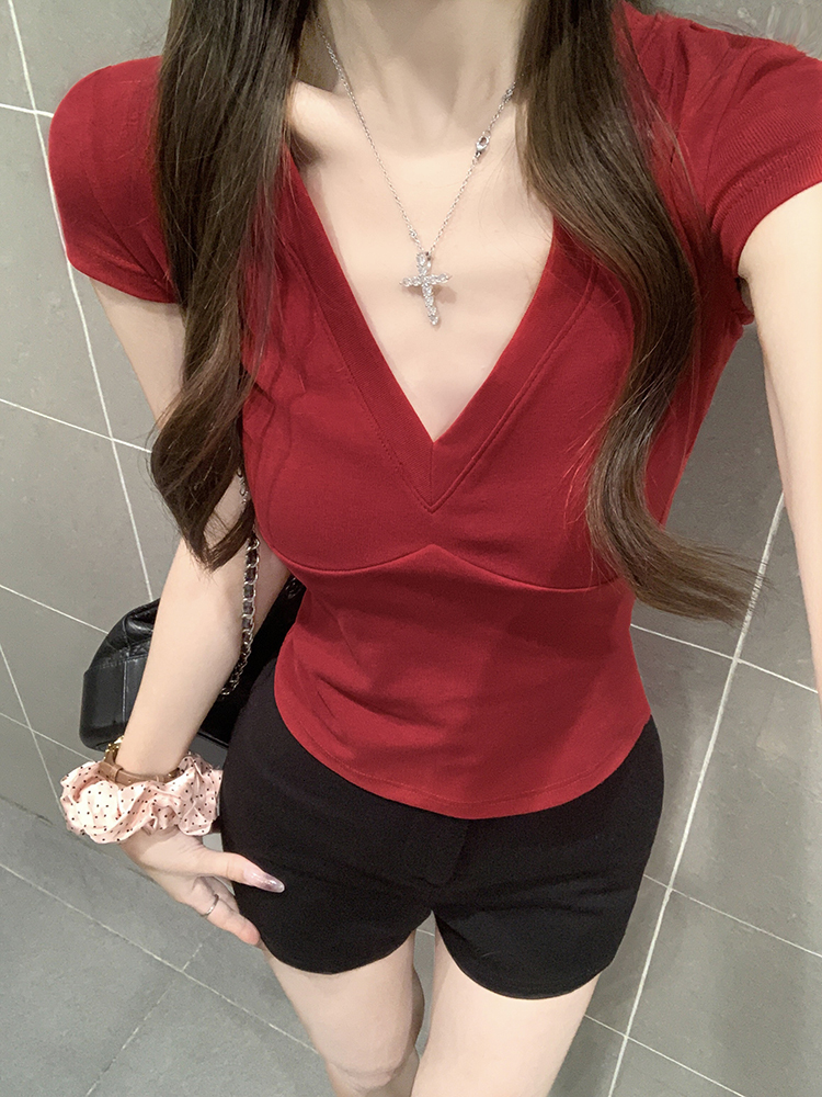 Sweet, cool spicy girl style V-neck curved splicing T-shirt slim fit and slimming short top