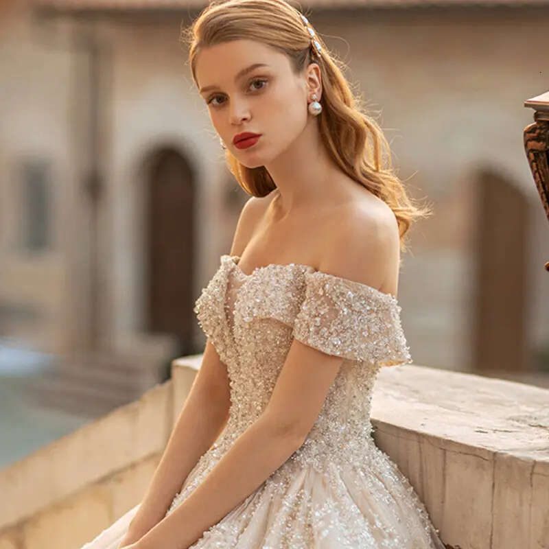 Elegant special Dresses Sexy Off Shoulder Beads Appliques Lace Bridal Gowns Custom Made Lace-Up Back Sweep Train Robe De Mariee