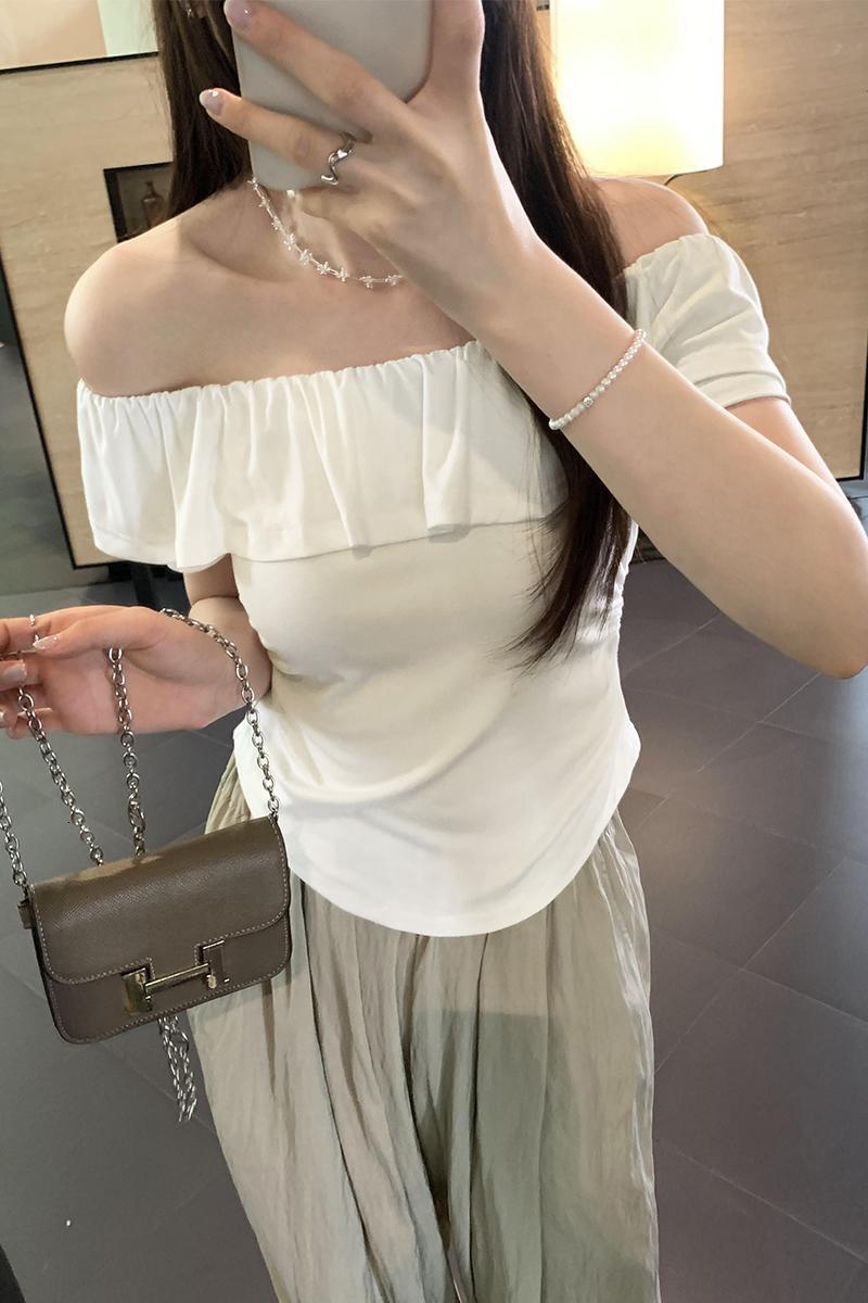 Design sense: One shoulder lotus leaf edge short sleeved T-shirt for women's summer 2024 new style temperament, waist cinching and pleated top