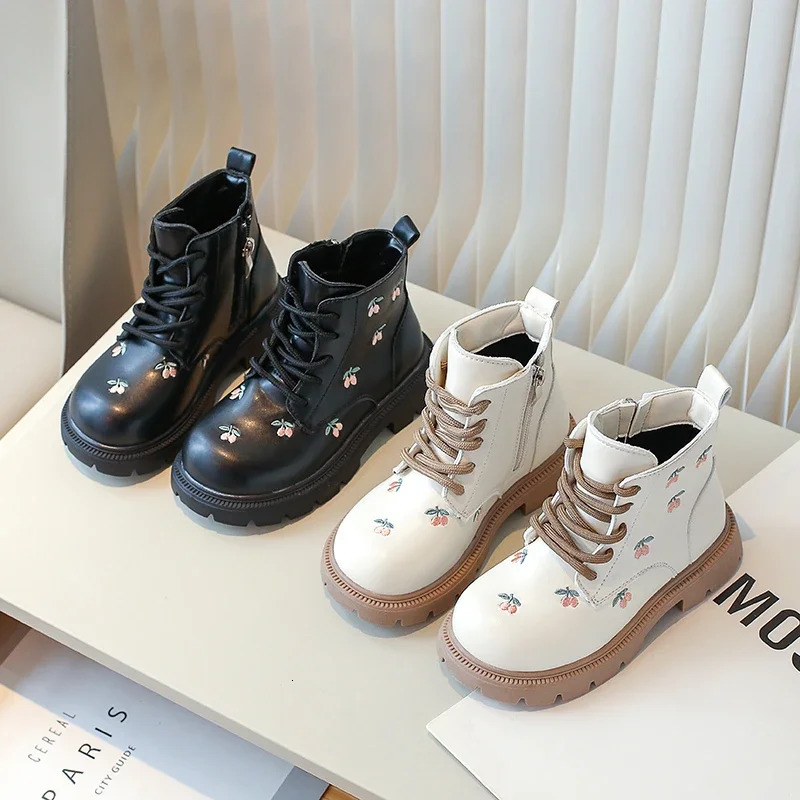 Children Short Boots for Girls Spring Autumn Little Princess Embroidery Cherry Versatile Soft Baby Sweet Kids Boots PU 240711