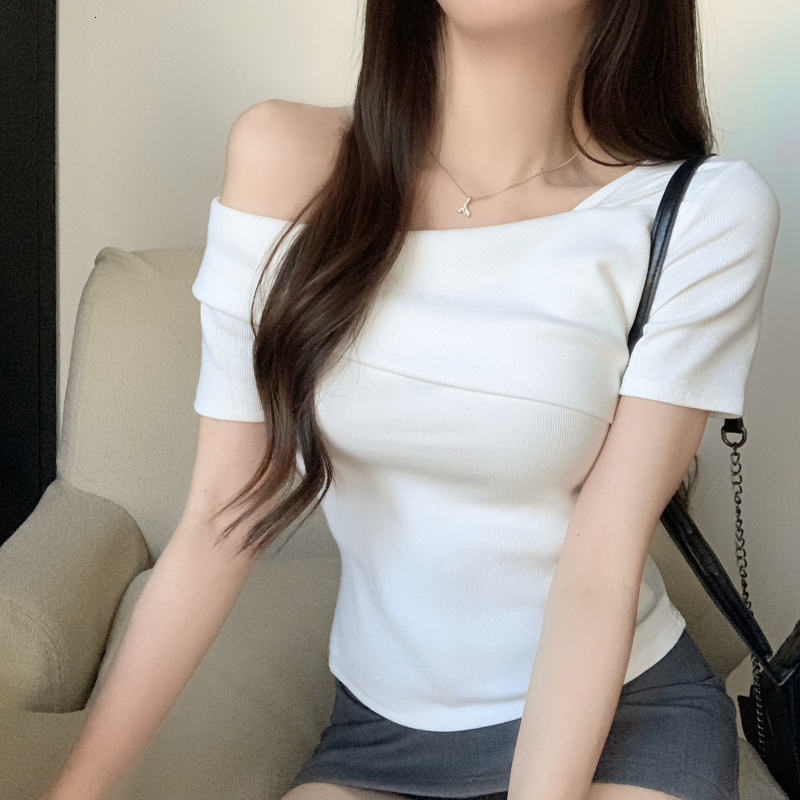 Short sleeved T-shirt for women in summer, one cut neck, beautiful back, pure cotton T-shirt, design sense, niche top, ins trend