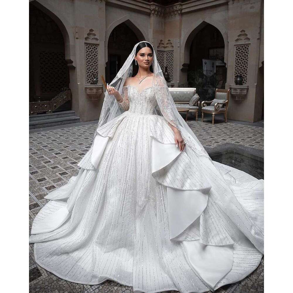 Princess Ball Gown Wedding Dresses Sexy Sweetheart Bridal Gowns Custom Made Sequins Appliqued Lace Sweep Train Robe De Mariee