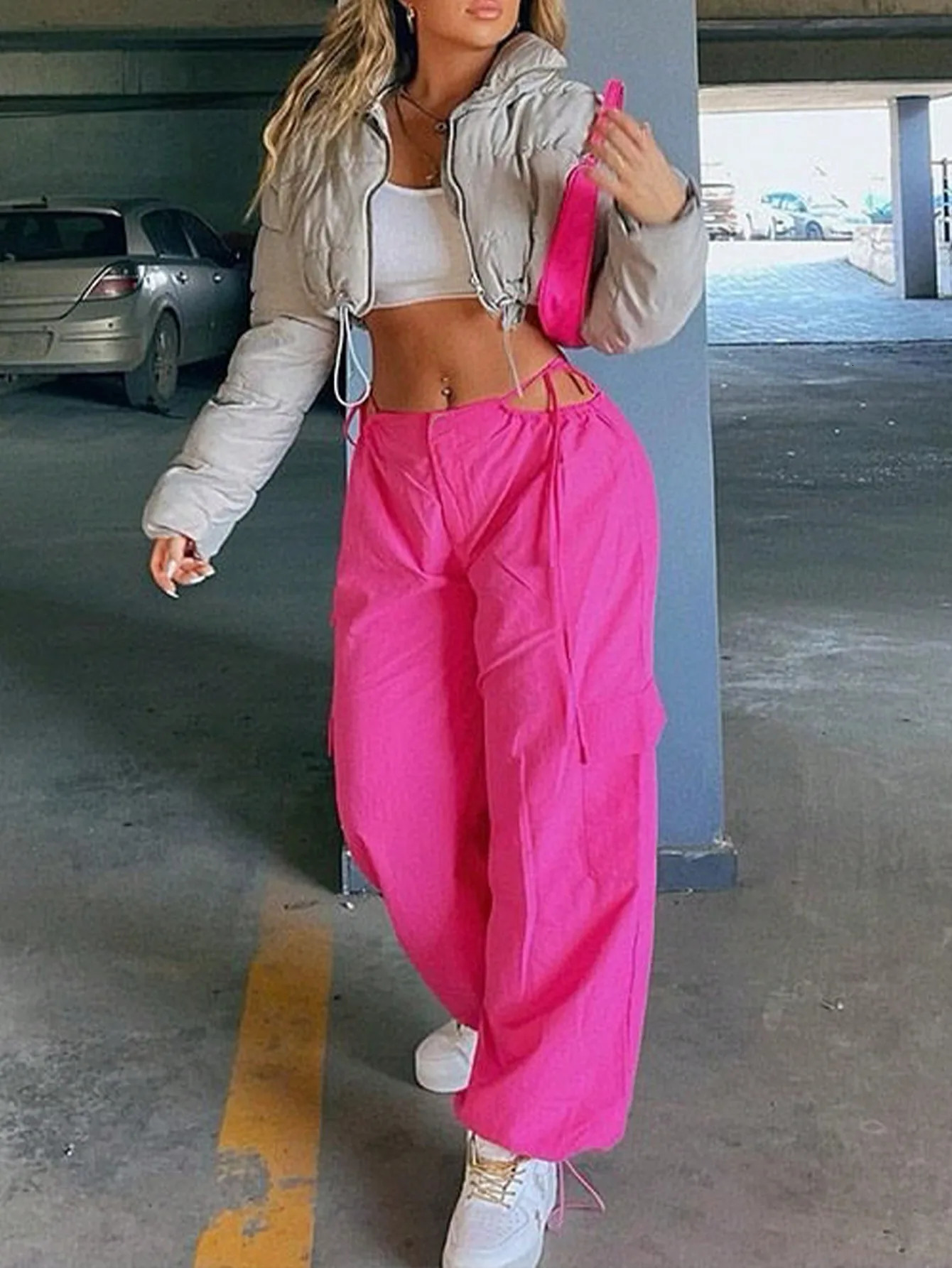 Y2K Street Vibes Women Fashion Pink Flap Pocket Side Cut Out Waist Drawstring Hem Wide Leg Hip Hop Cargo Parachute Pants Mujer 240715