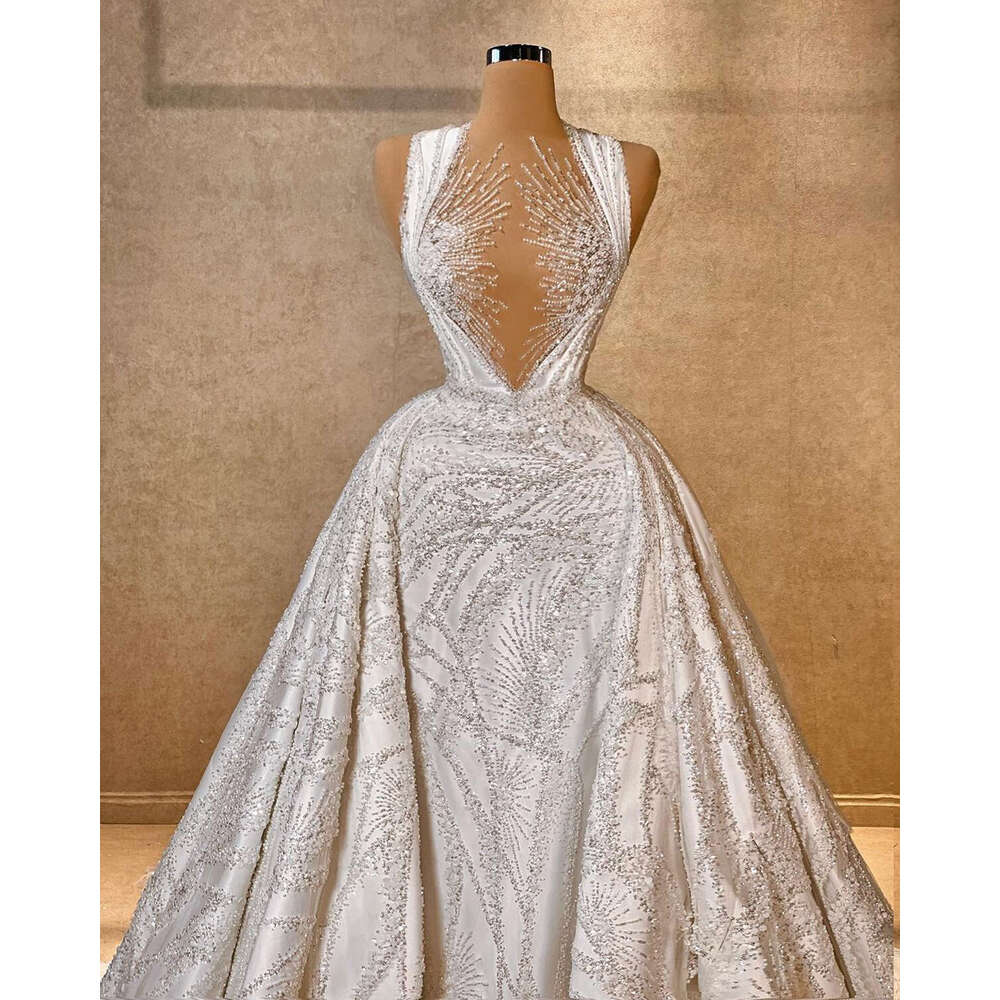 Princess Ball Gown Wedding Dresses Sexy Applique Lace Bridal Gowns Custom Made Long Sleeves Sweep Train Robe De Mariee