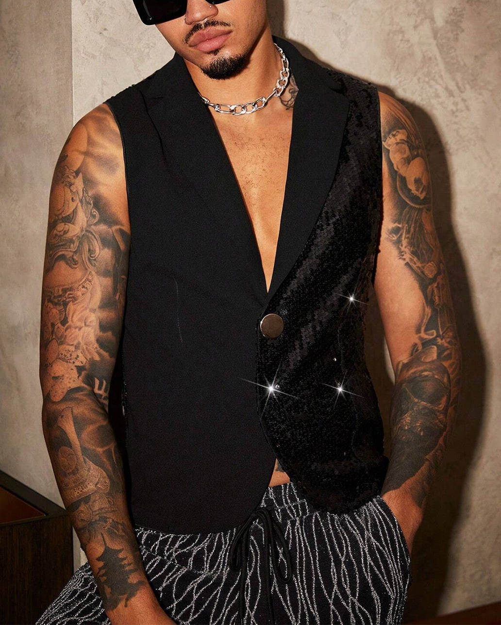 Men's Vests Sparkly Formal Suit Vest for Men Handkerchief Cufflinks Wedding Party Formal Groomsman Sequins Tuxedo Waistcoat