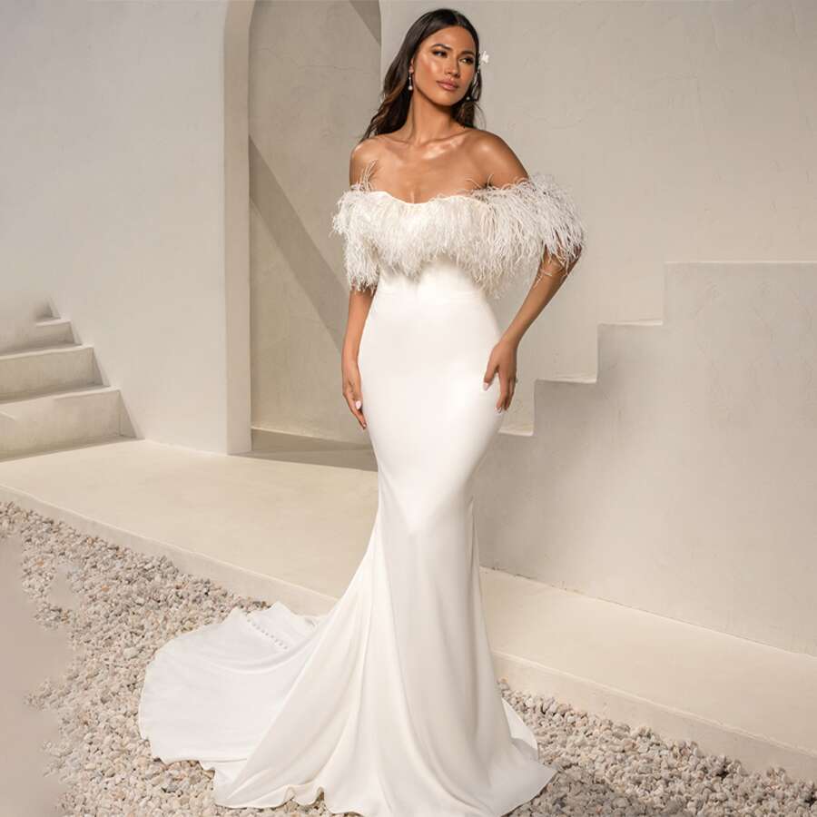 Shoulder Off With Feather Sleeveless Mermaid Weeding Dresses Backless And Zipper Decorative Buttons Ball Gowns