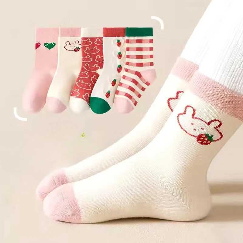 5 pairs of autumn and winter season new childrens sports cartoon printing Korean version fully matched socks trendW240715