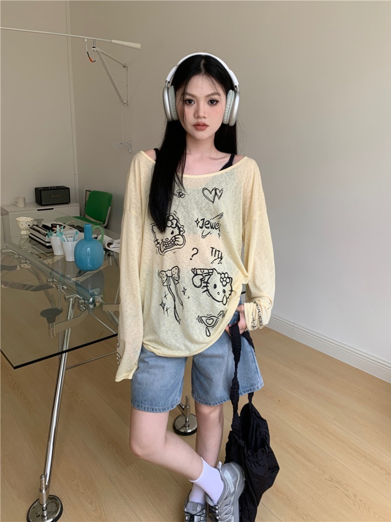 Lazy cartoon printed thin long sleeved T-shirt for women, loose sun protection cover top