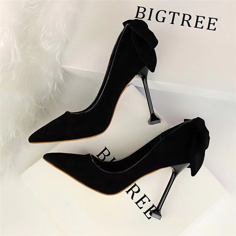 French single shoes female 7cm small heel temperament bridesmaid 9cm fine heel bow suede medium heel pointed black high heels